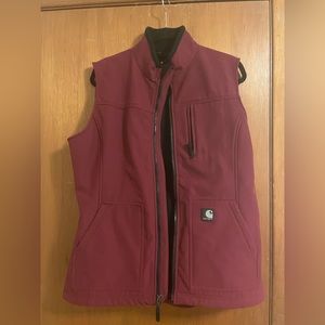 Carhartt Women’s burgundy red zipper vest size L